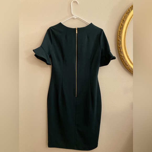 NEW Calvin Klein Fall Green Ruffle Short Sleeve Pencil Sheath Formal Dress 10 - Picture 13 of 17